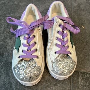 Lola and the Boys sneakers